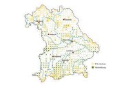 Karte von Bayern mit teilweise gelber Färbung und grünen Punkten darauf