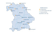 Karte von Bayern mit den eingezeichneten Standorten der Waldklimastationen.