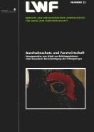 Titelseite der LWF-Wissen-Ausgabe: "Auerhahnschutz und Forstwirtschaft"