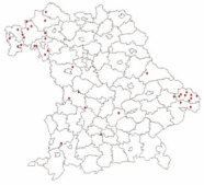 Man sieht eine Karte Bayerns mit mehreren roten Punkten, die Hantavirusfälle darstellen. Stand 13.04.2010.