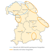 Politische Umrisskarte Bayerns: Besonders stark vom Brokenkäfer betroffene Regionen sind der Raum Würzburg, Bayreuth, Ansbach, sowie der Bayerische Wald und die Refion süd-östlich von München.