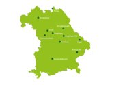 Karte von Bayern mit elf Orten, an denen Anbauversuche durchgeführt werden