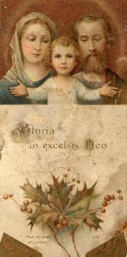 Gemälde mit Maria, Josef und Jesukind, darunter Stechpalmenzweige als Dekoration